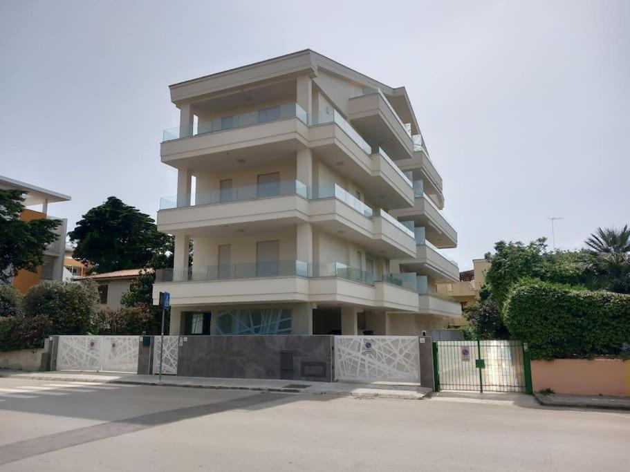 Luxury Home Near The Beach Private Parking Space Алгеро Екстериор снимка