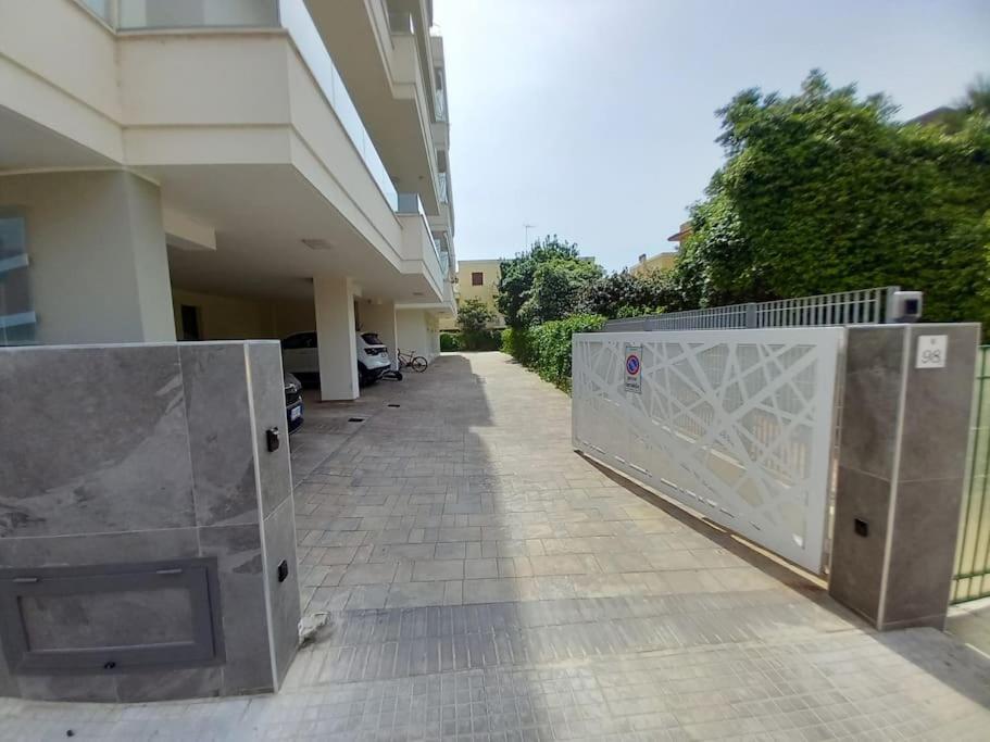 Luxury Home Near The Beach Private Parking Space Алгеро Екстериор снимка